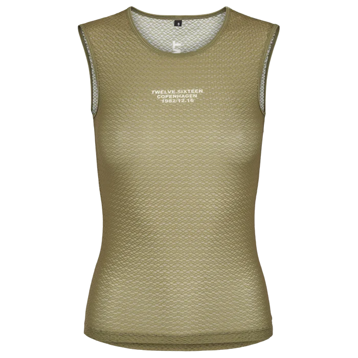 Twelve Sixteen Baselayer Tanktop Olive Women fit cute tank top