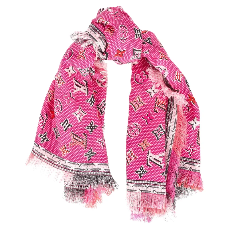 Louis Vuitton Pop Monogram Shawl Scarf in Pink Wool Classic Lace Shawl Wrap