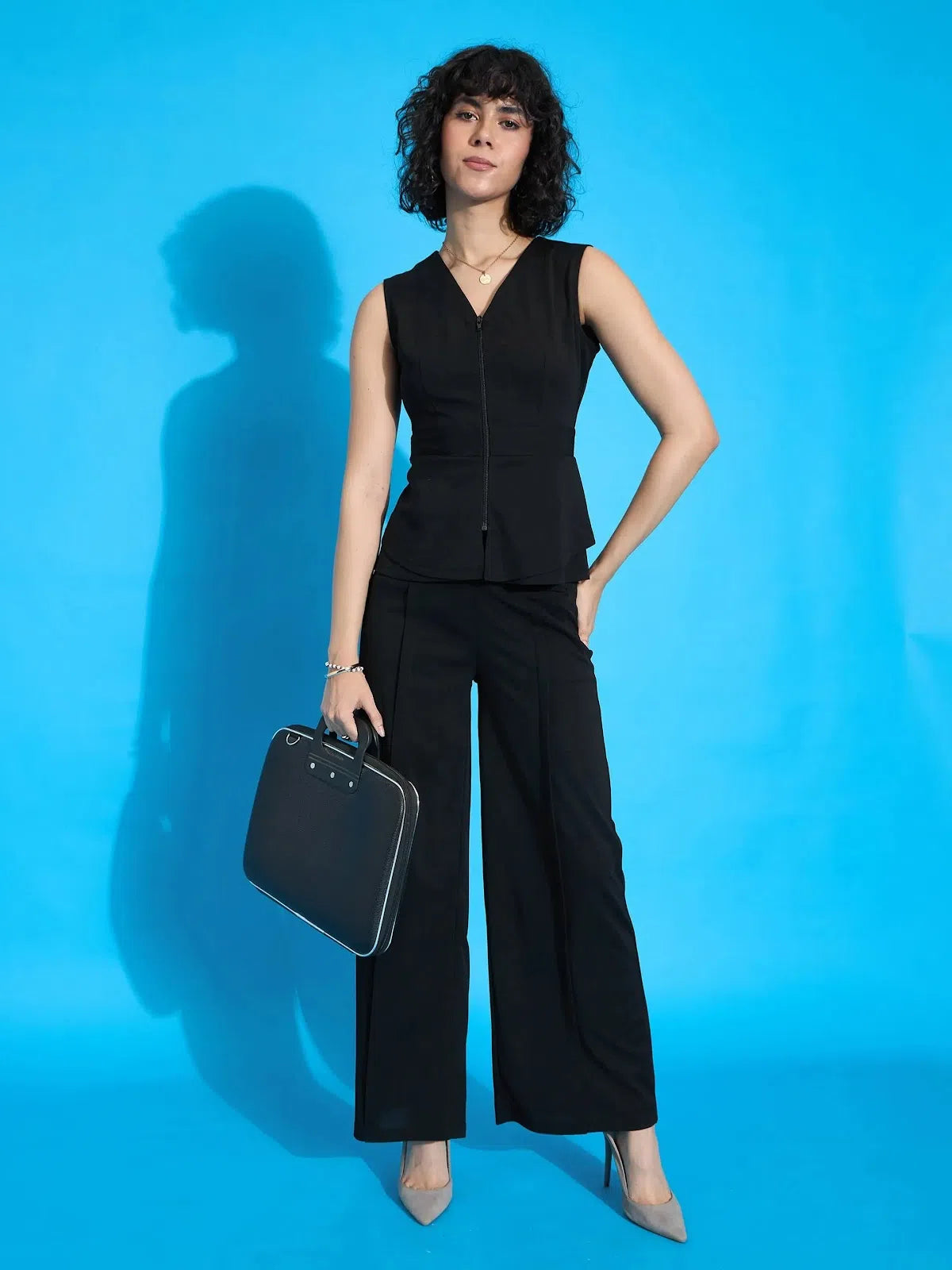 Women Black Front Pleated Straight Fit Trousers Trousers Trousers Formal