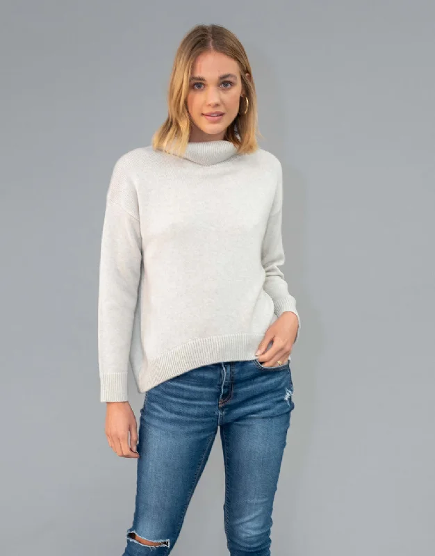 Cashmere Turtleneck Pullover in Ice Open Neck Pullover