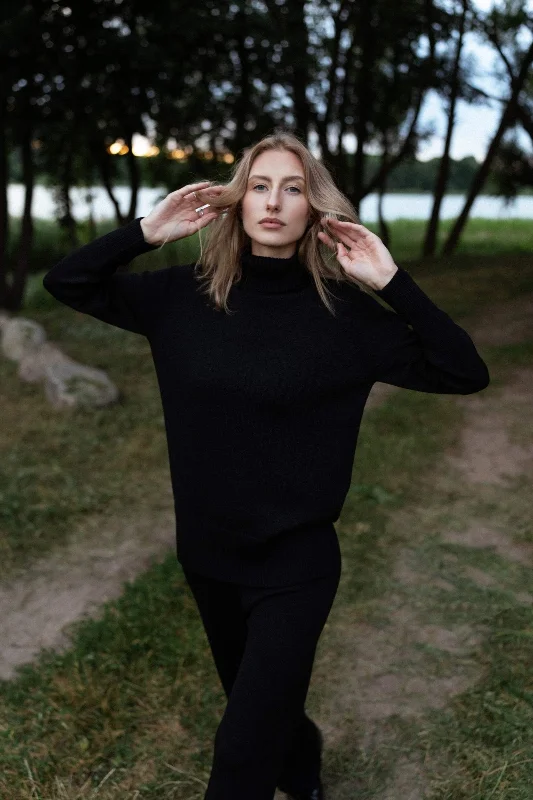 Merino Wool Turtleneck Sweater Black Stretchy Elastic Breathable