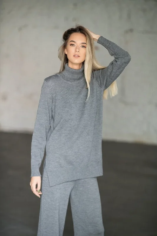 Merino Wool Turtleneck Sweater Grey Handmade Hand-knitted Hand-woven