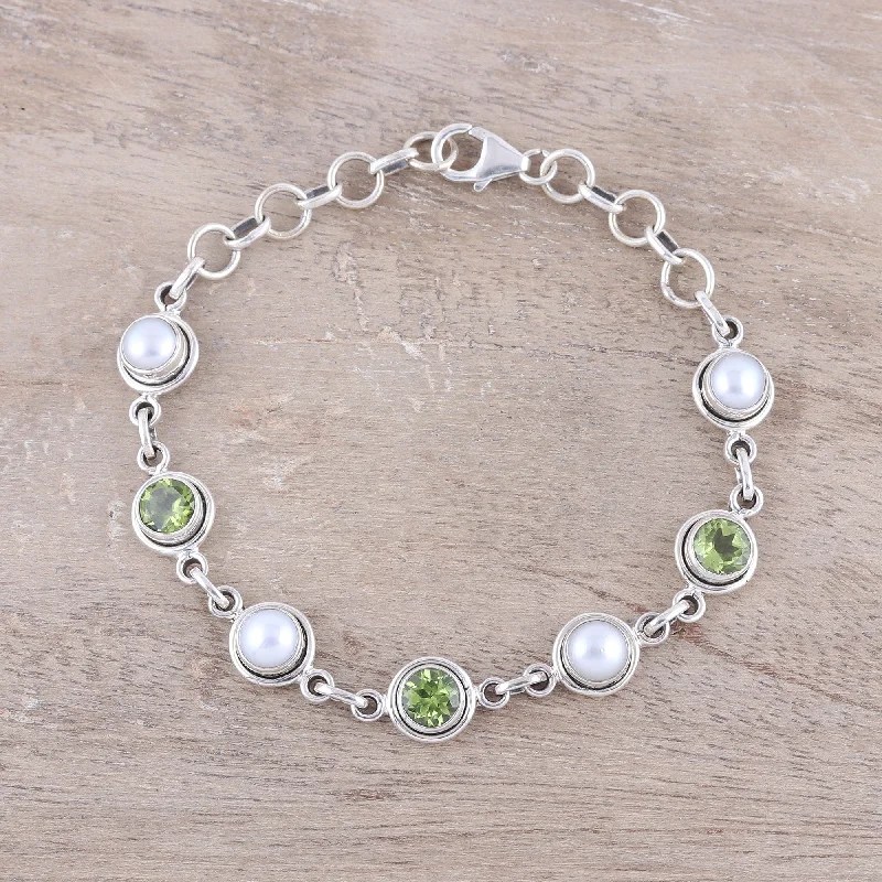 Bohemian-Inspired Jewelry For Free-Spirited Fashion Elegant Glitter Peridot and Cultured Pearl Link Bracelet from India