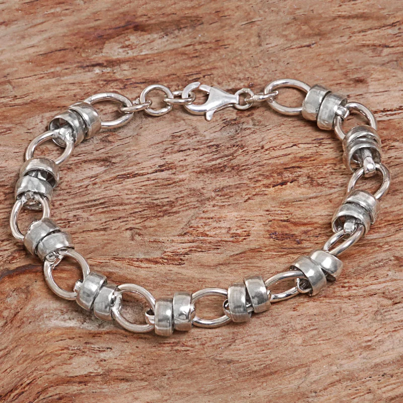 Best Jewelry Deals – Premium Quality At Exclusive Discounts Family Ties Hand Made Sterling Silver Link Bracelet Indonesia