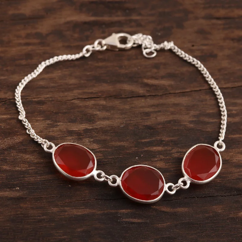 Elegant Jewelry Styles At Budget-Friendly Prices Fiery Glisten 15-Carat Carnelian Link Bracelet from India