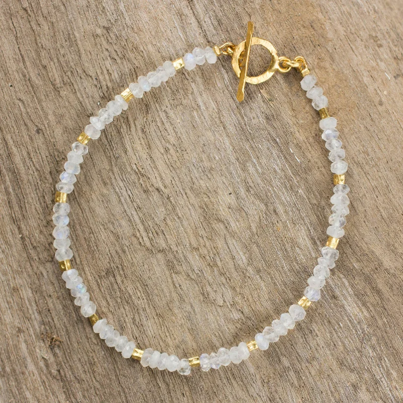 The Perfect Jewelry Piece At The Perfect Discount Simply Fascinating Thai Fair Trade Rainbow Moonstone Bead Bracelet